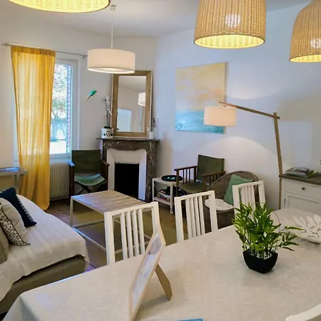 Casa de hóspedes L'aube - Maison Pour 8 à