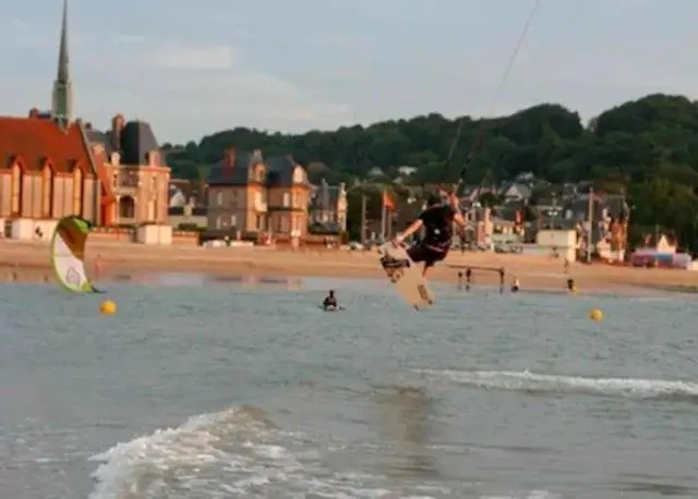 L'aube - Maison Pour 8 A 4*